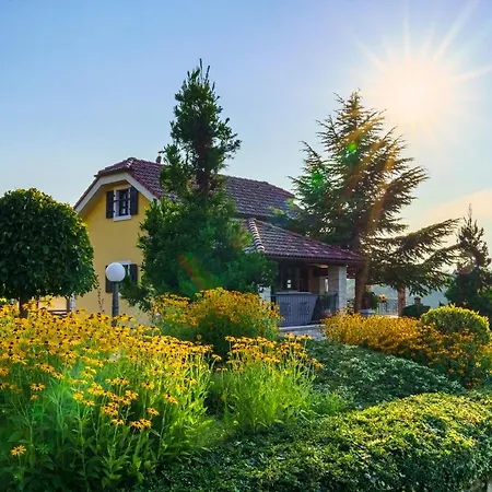 Villa Toscana With Jacuzzy Varazdin Exterior photo