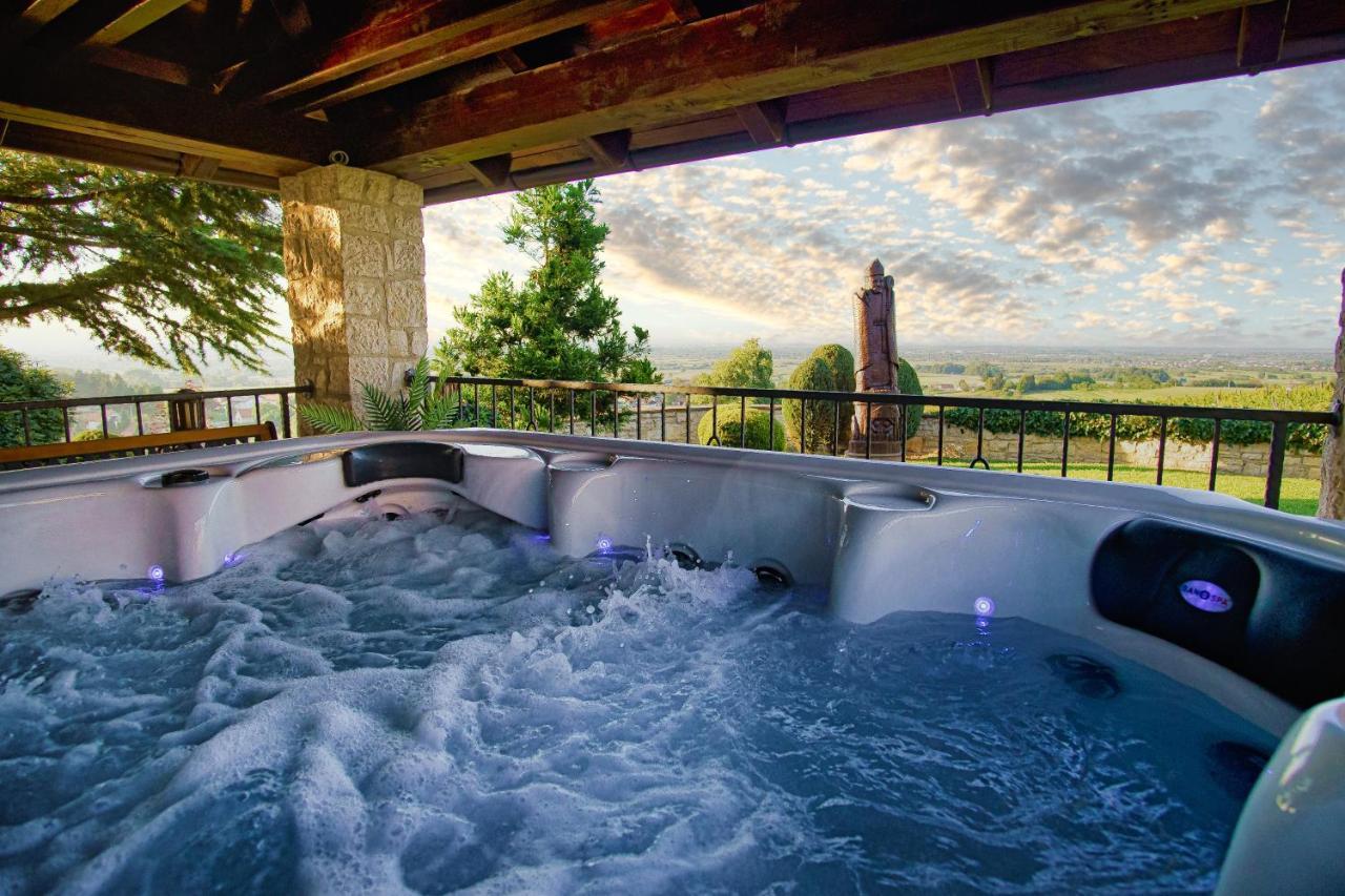 Toscana With Jacuzzy