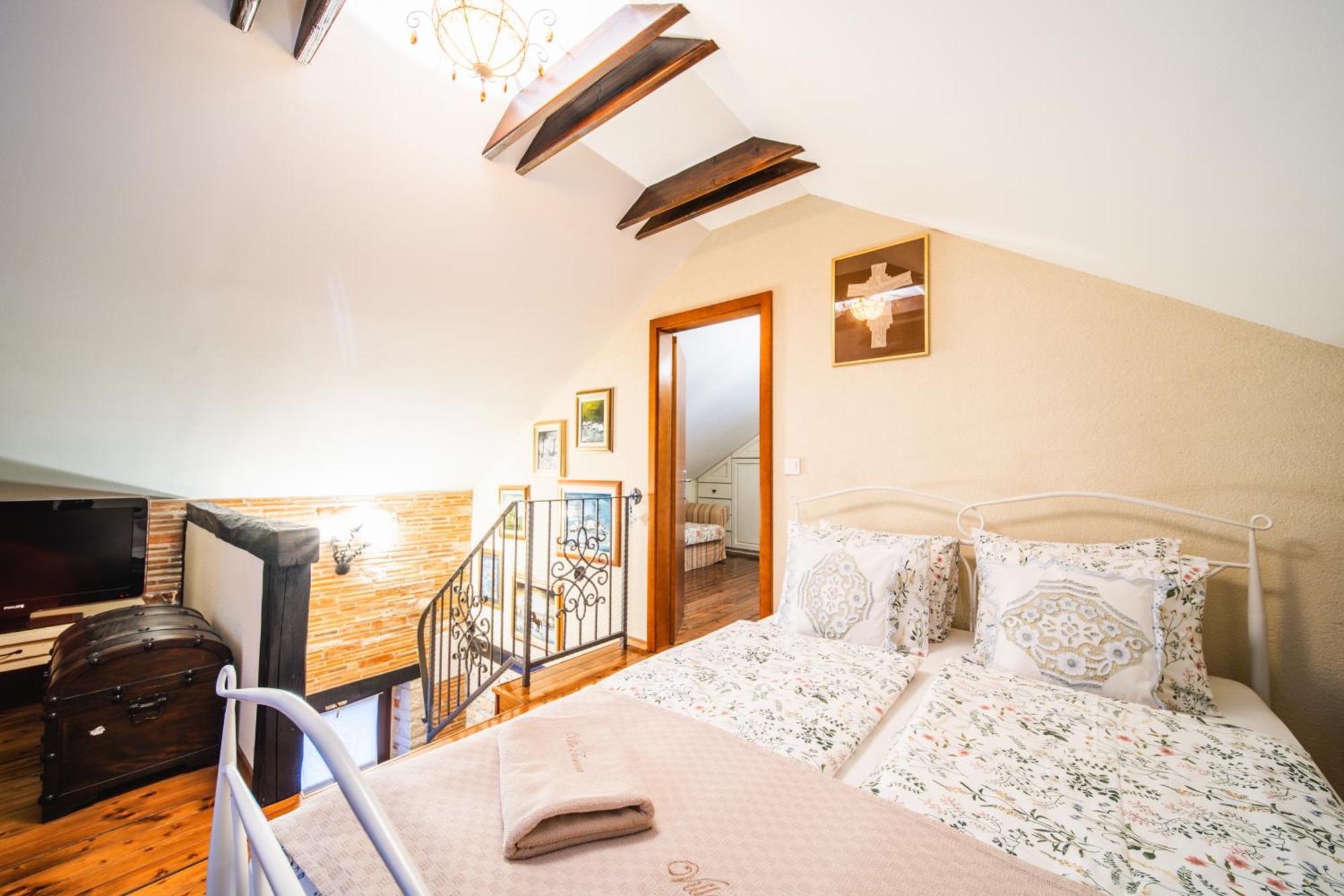 Toscana With Jacuzzy Villa Varazdin